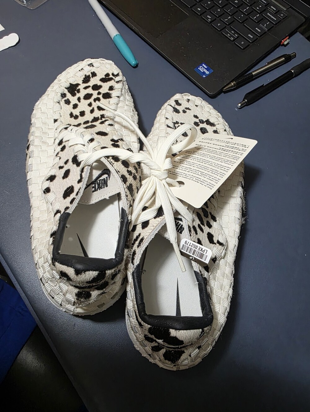 Nike Footscape Woven Slip-On Sneakers Cow Print Colorway Size 8.5w, New. - Picture 2 of 6